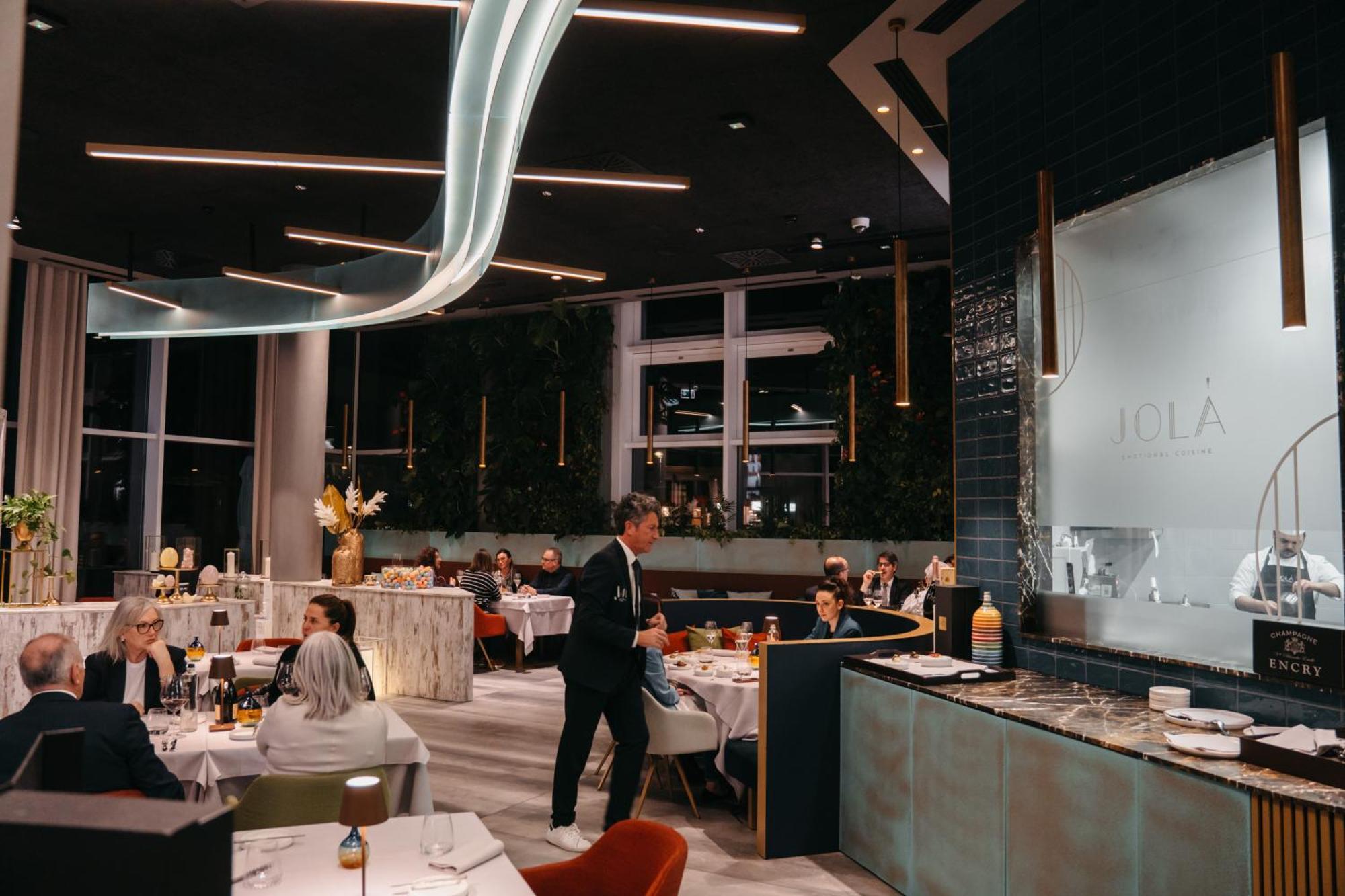 J44 Lifestyle Hotel Lido di Jesolo Kültér fotó Restaurant NOLÀ